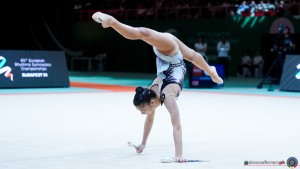 raffaeli sofia ita sfe00582a copia simone ferraro ph